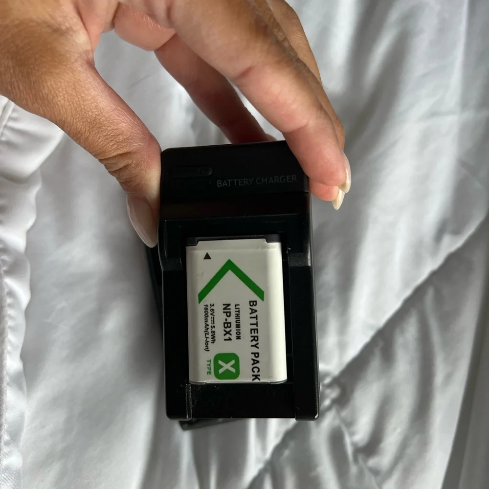 SONY RX100 - Picture 4 of 5